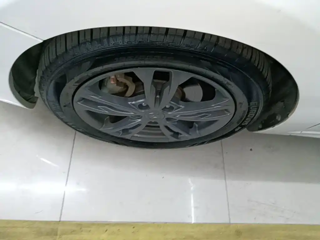 Changan Eado DT — миниатюра 23