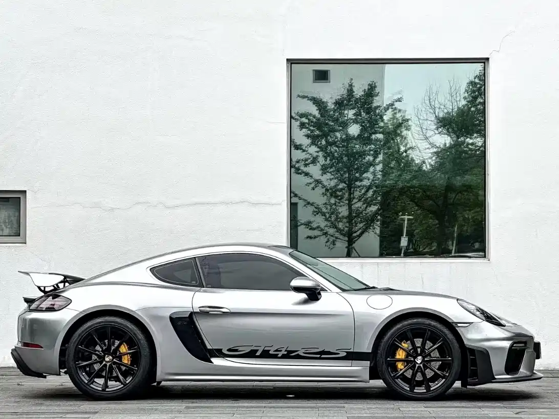 Porsche 718