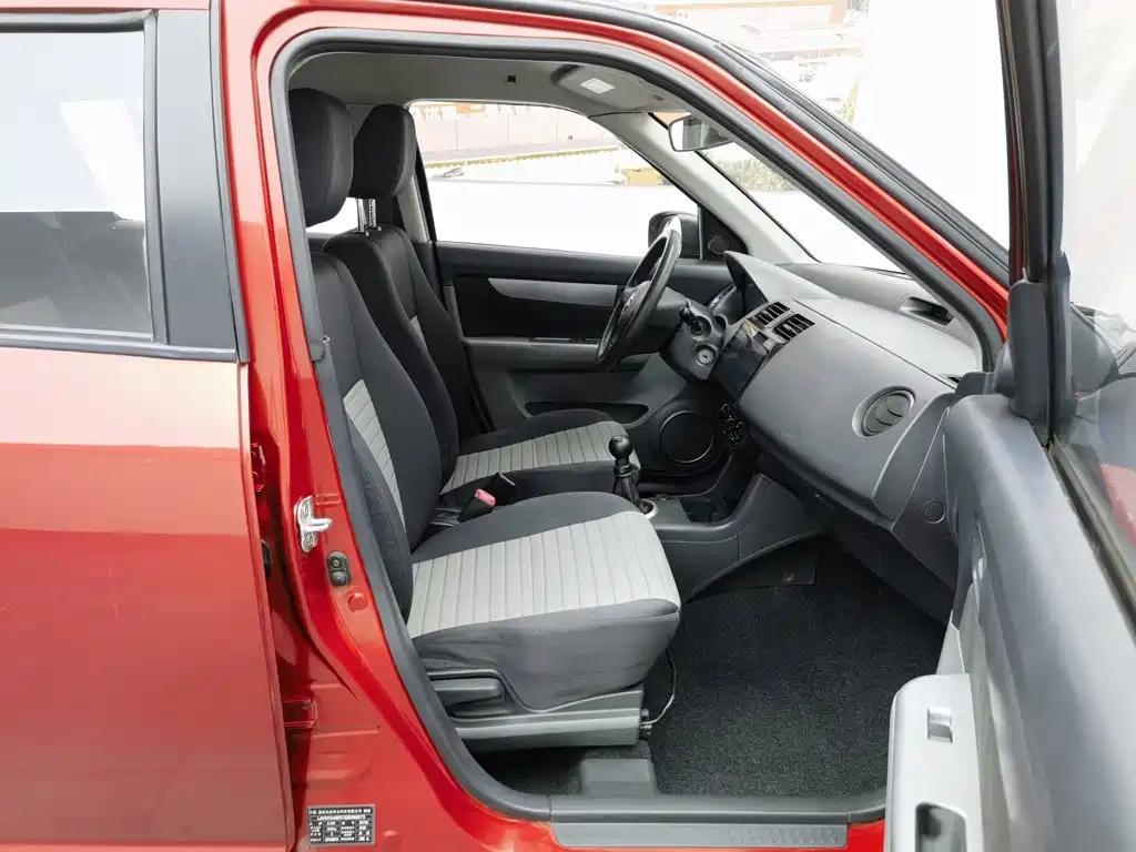 Suzuki Swift — миниатюра 23