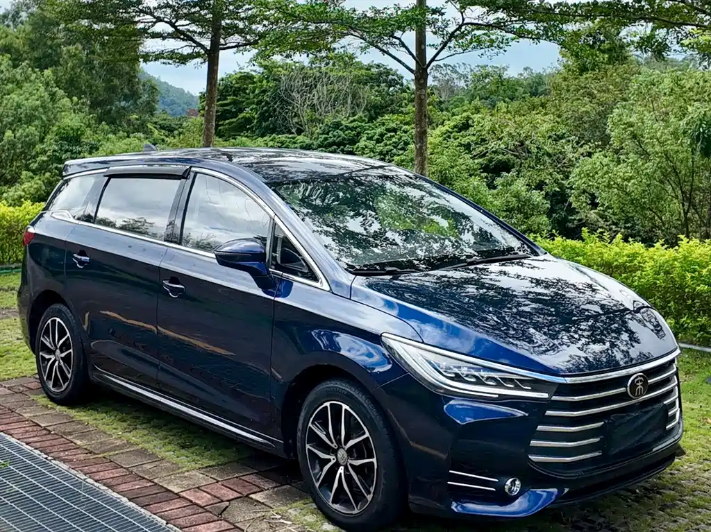BYD Song MAX 1.5T Manual Connected Luxury Type 7 seats, фото 4