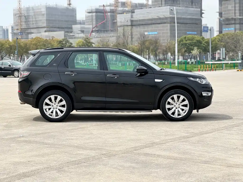 Land Rover Discovery Sport 2015 2.0T HSE LUXURY