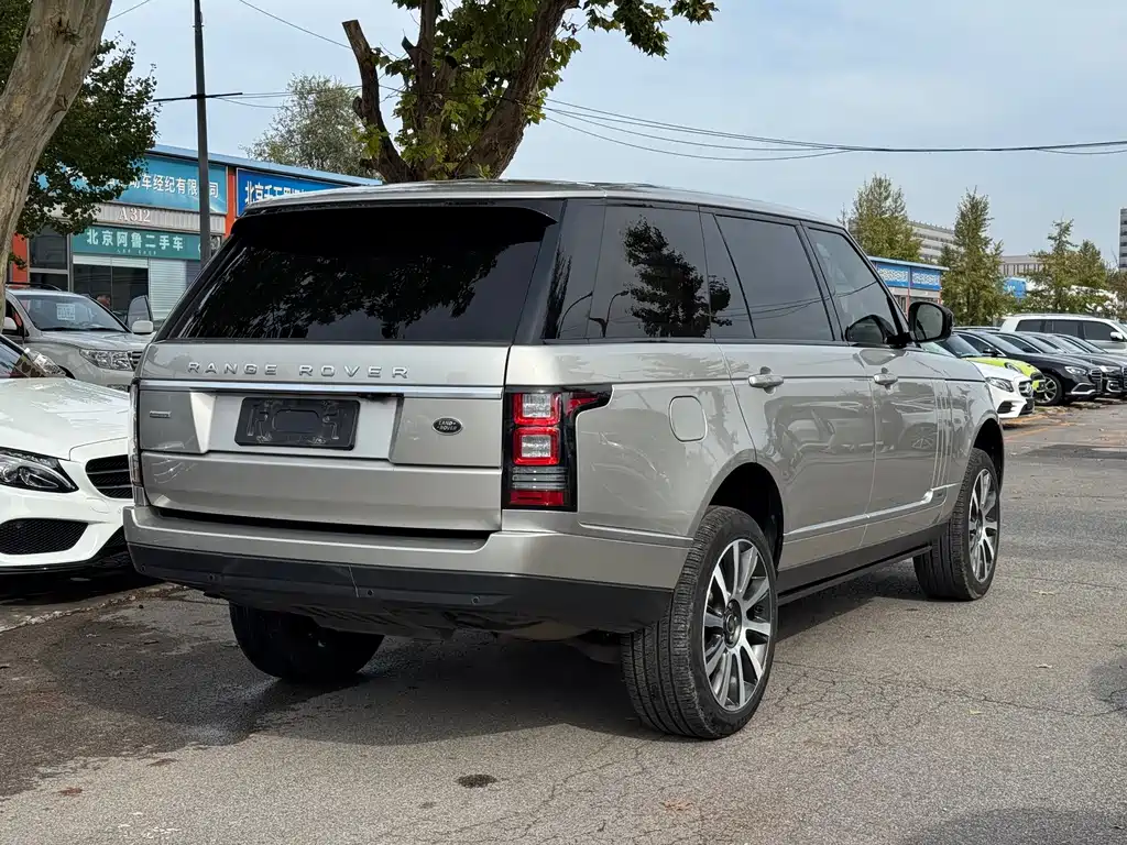 LAND ROVER RANGE ROVER