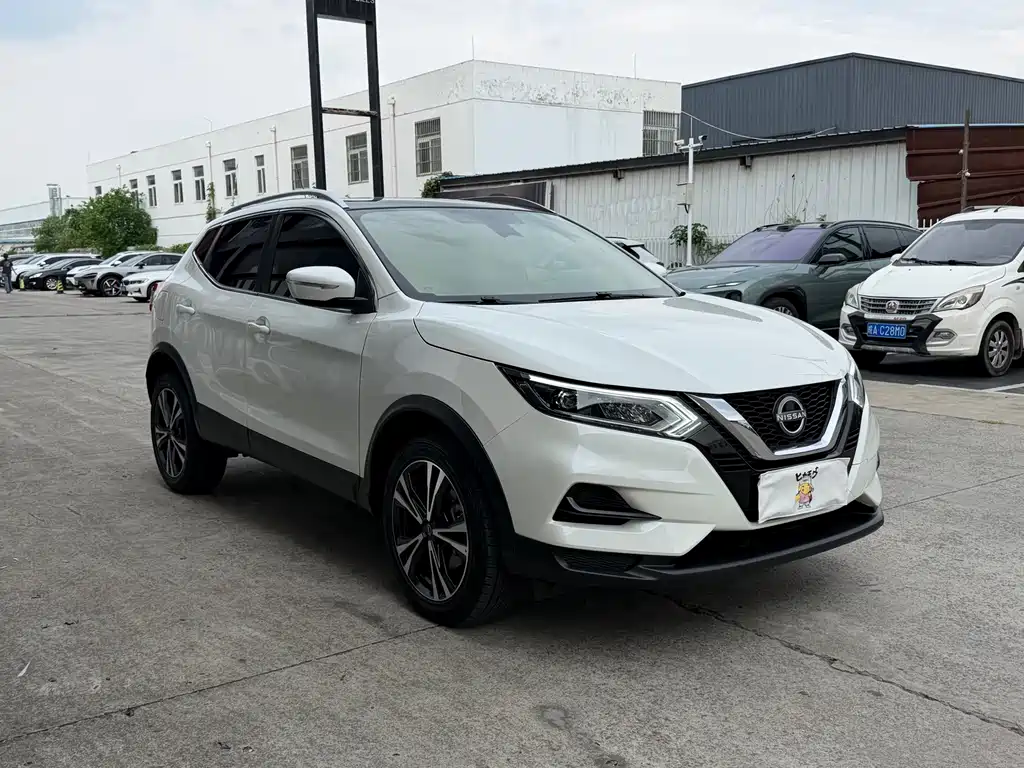 Nissan Qashqai — миниатюра 3