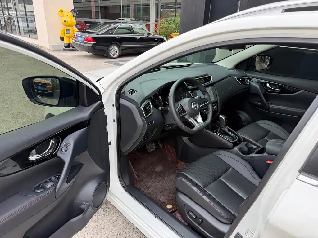 Nissan Qashqai — миниатюра 4