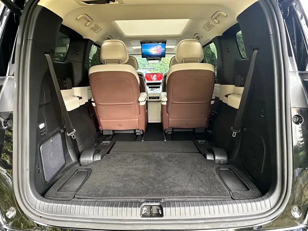 BYD Xia — миниатюра 16