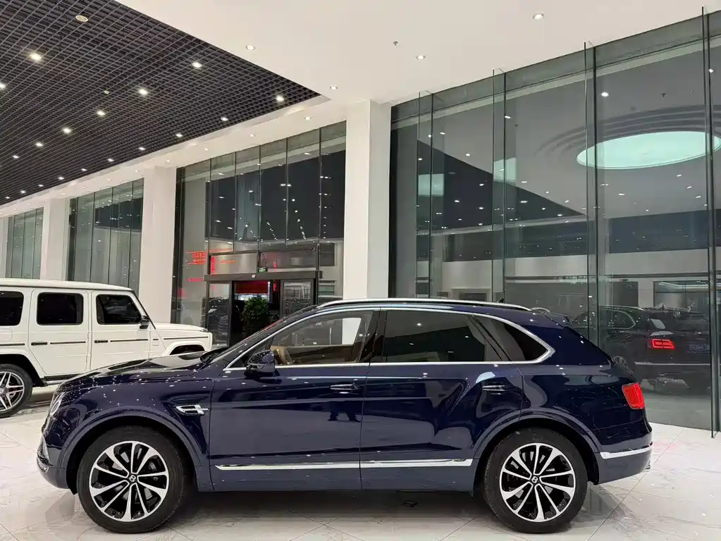 Bentley Bentayga 2016 6.0T Standard