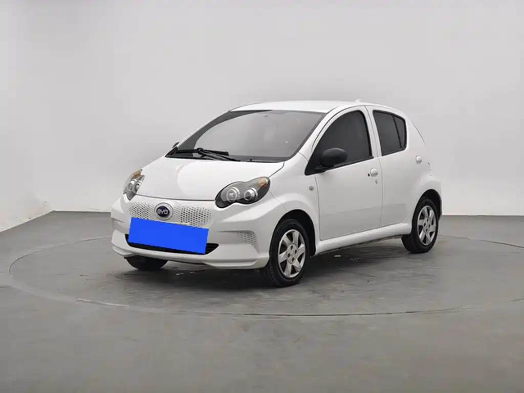 BYD e1