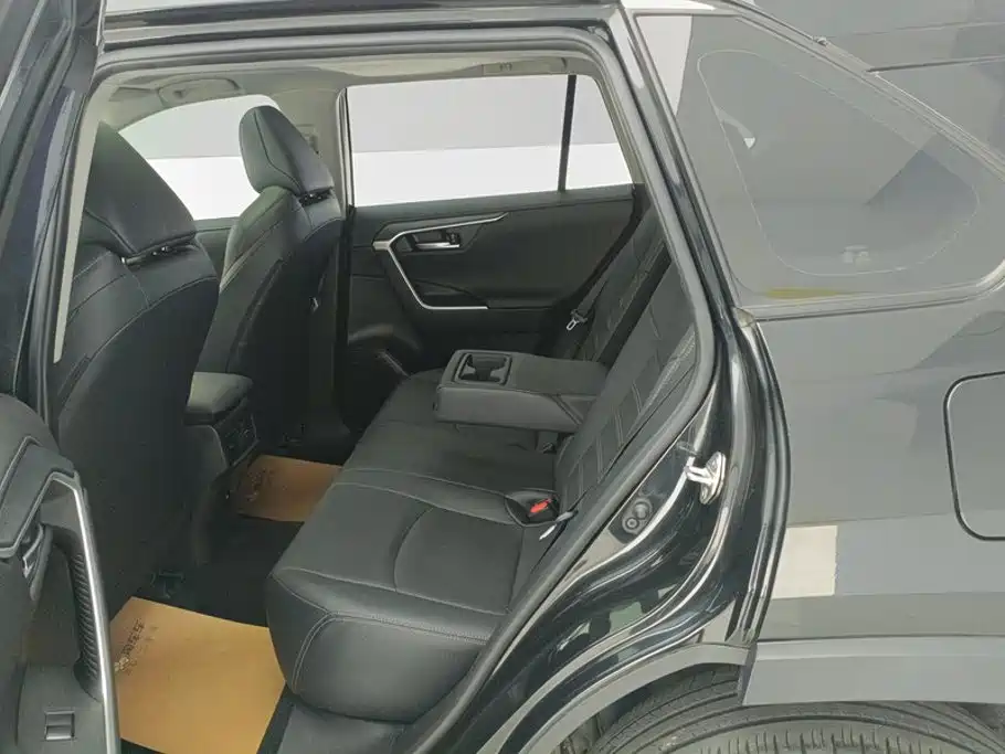 Toyota Wildlander — миниатюра 11