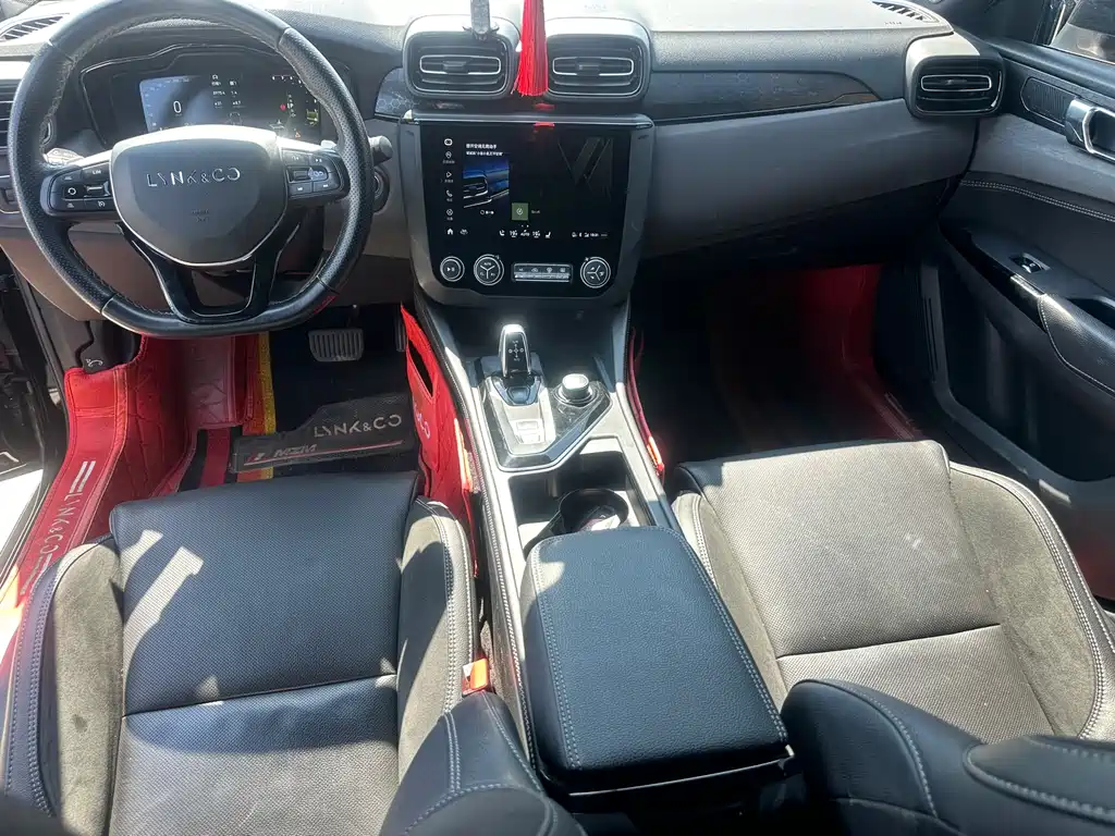 Lynk & Co 03 2021 2.0TD AT Pro