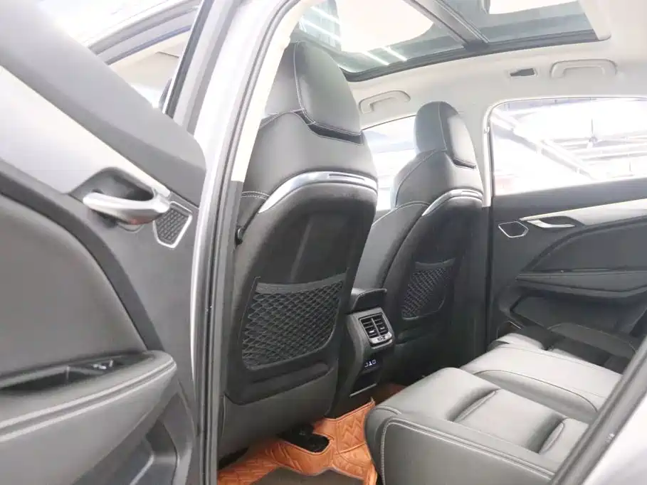 Geely Xingyue — миниатюра 16