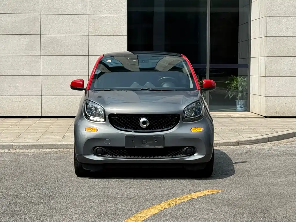 Smart fortwo 2015 1.0L 52