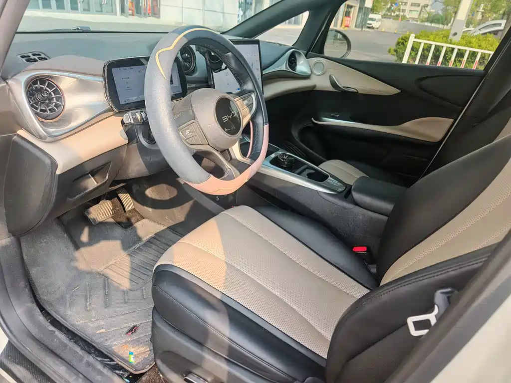 BYD Dolphin — миниатюра 9
