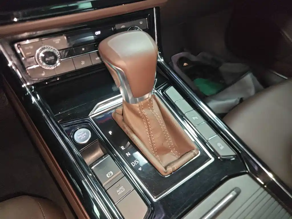 Volkswagen Phideon — миниатюра 14