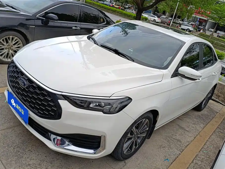 Ford Escort 2021