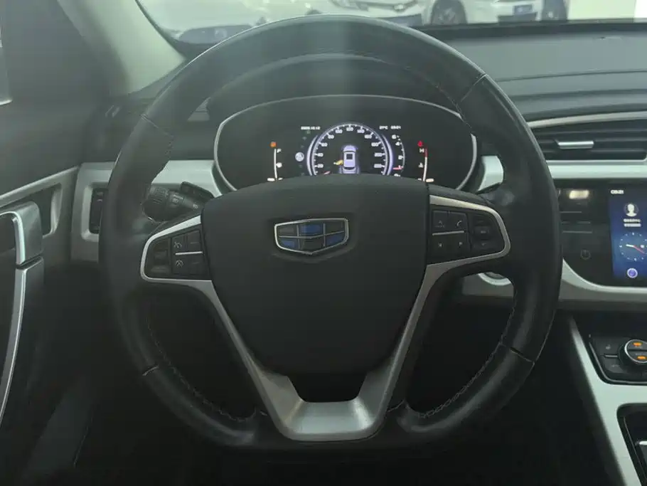 Geely Boyue — миниатюра 15