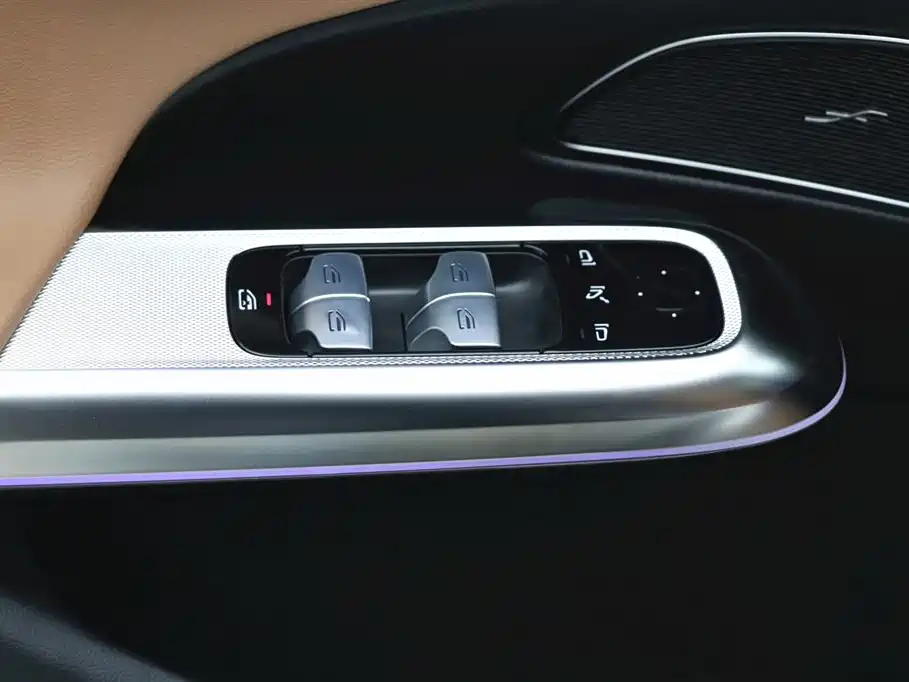 MERCEDES-BENZ E CLASS NEW ENERGY