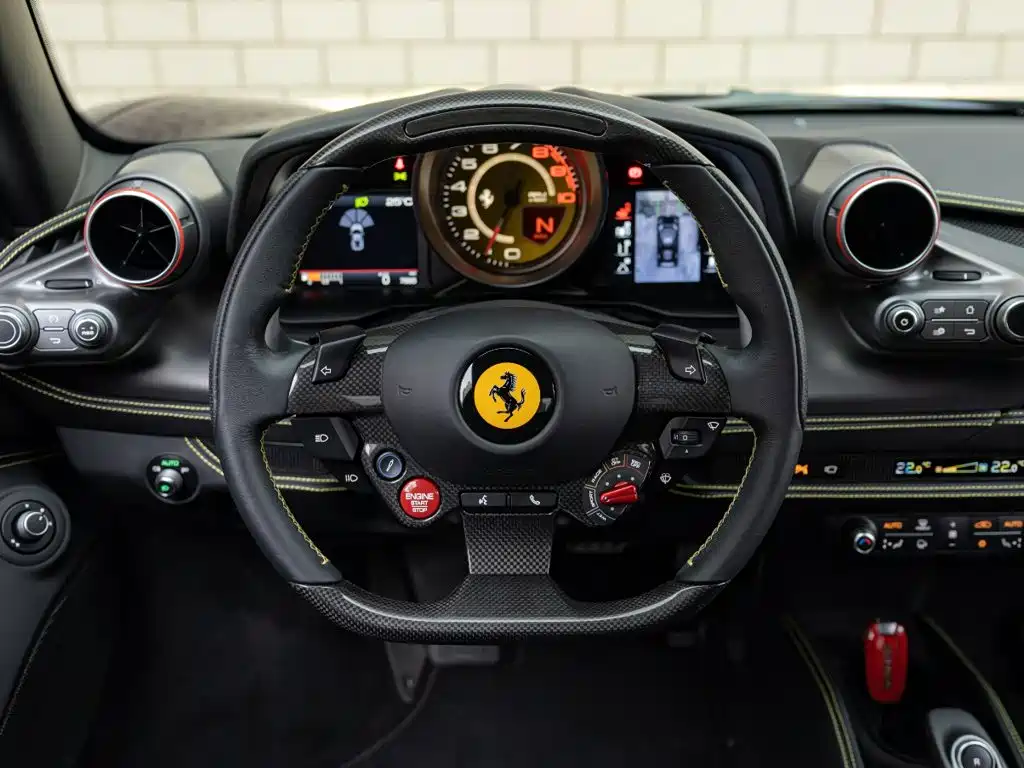 Ferrari F8 — миниатюра 11