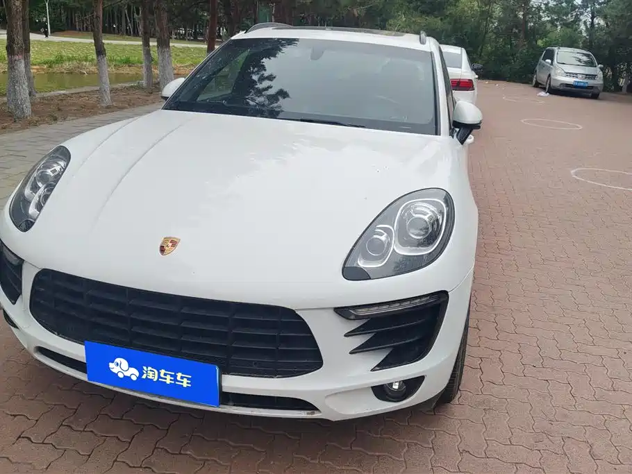Porsche Macan 2015