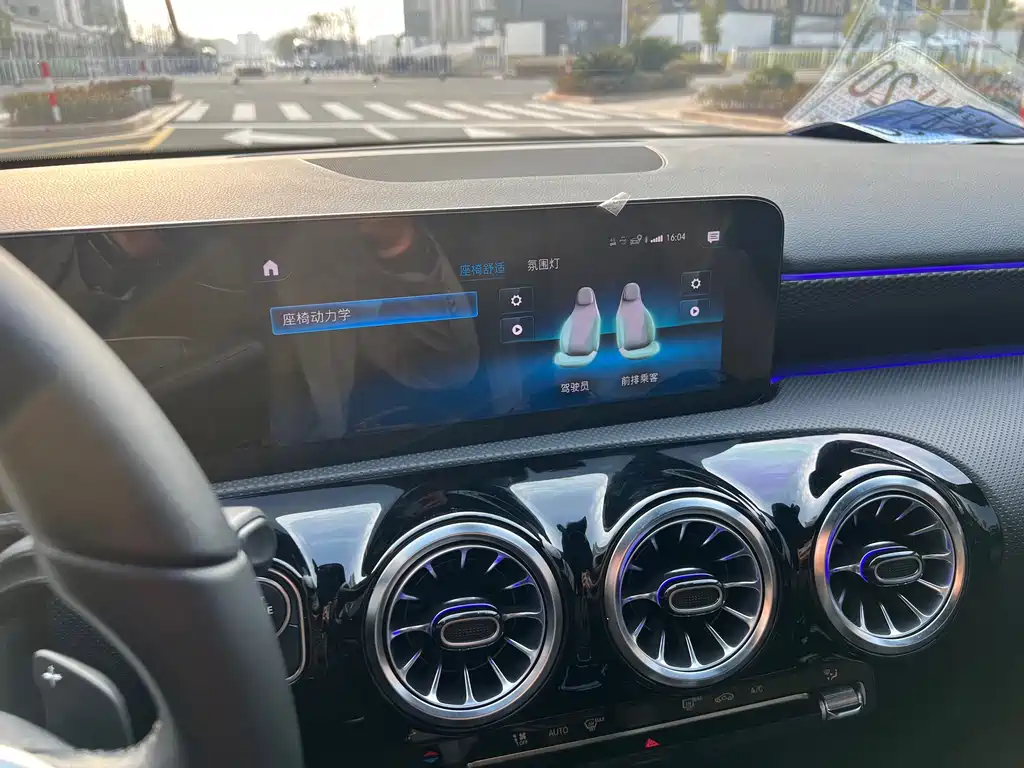 MERCEDES-BENZ A CLASS