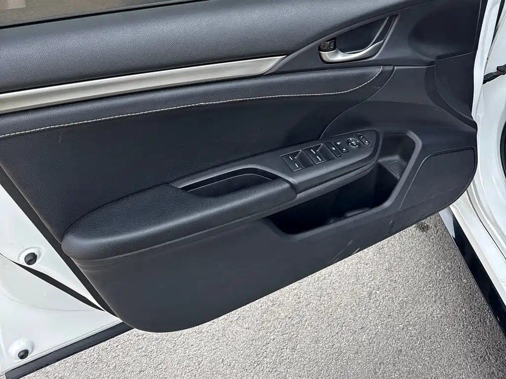 Honda Civic 2021 HATCHBACK 220TURBO CVT