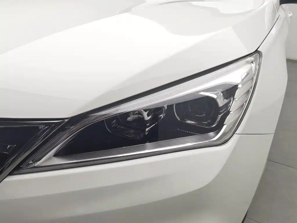 Changan Eado DT — миниатюра 23