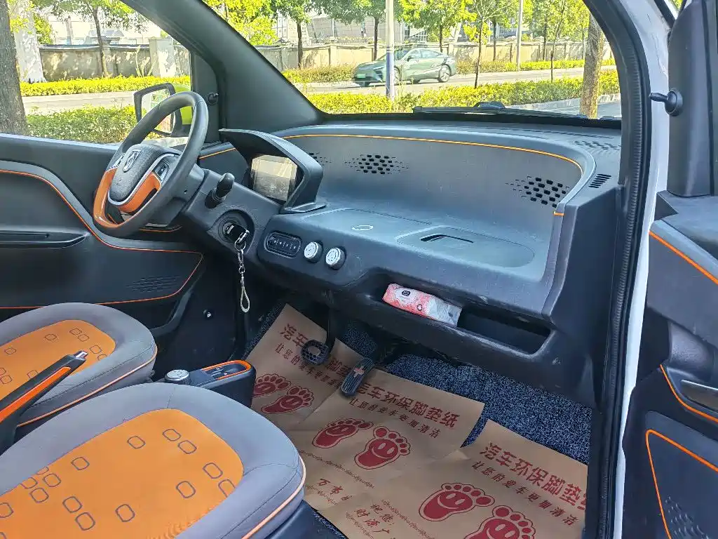 Baojun E100 — миниатюра 6