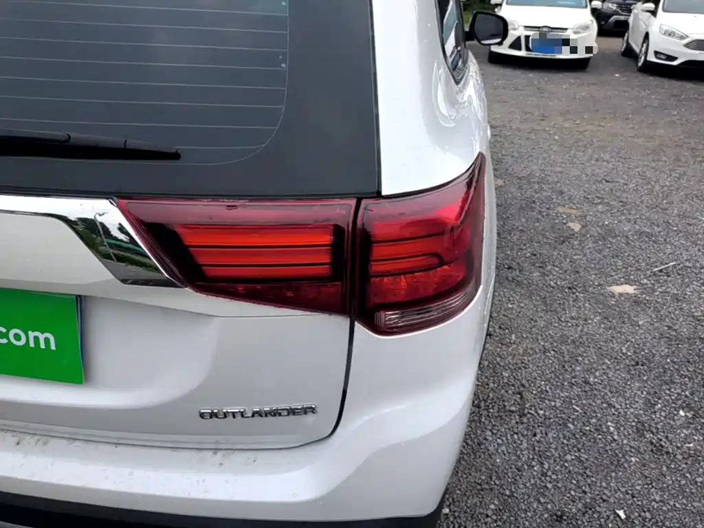 Mitsubishi Outlander 2019 2.0L Enjoy 5 мест VI