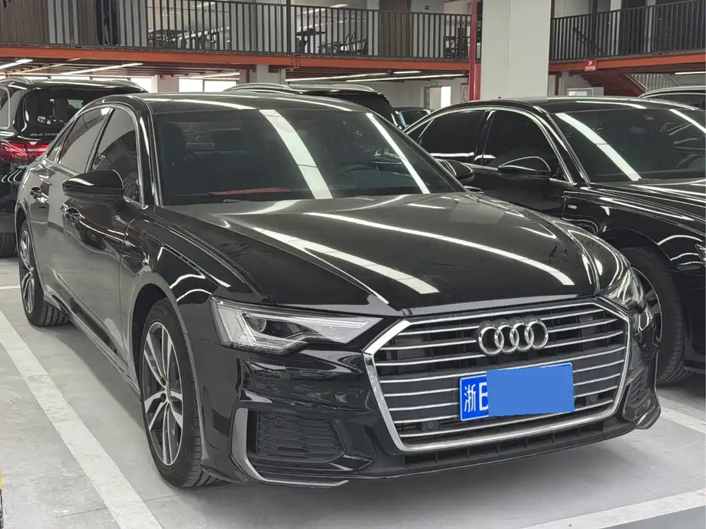 Audi A6L 2022 40 TFSI Luxury