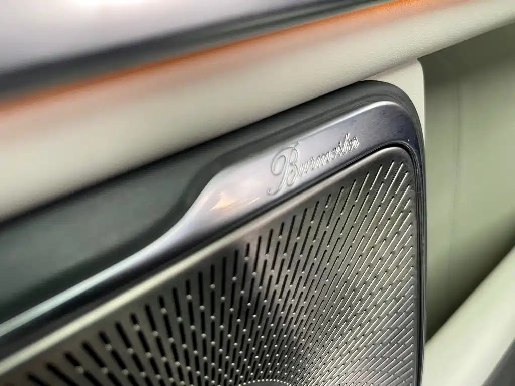 MERCEDES-BENZ V CLASS