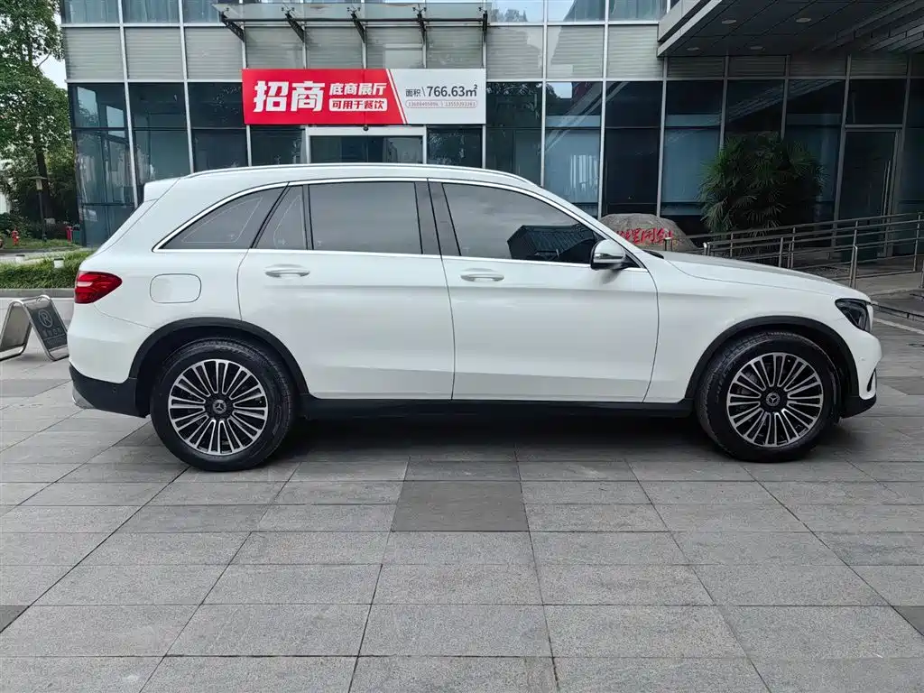 Mercedes-Benz GLC 2019 GLC 200 L 4MATIC