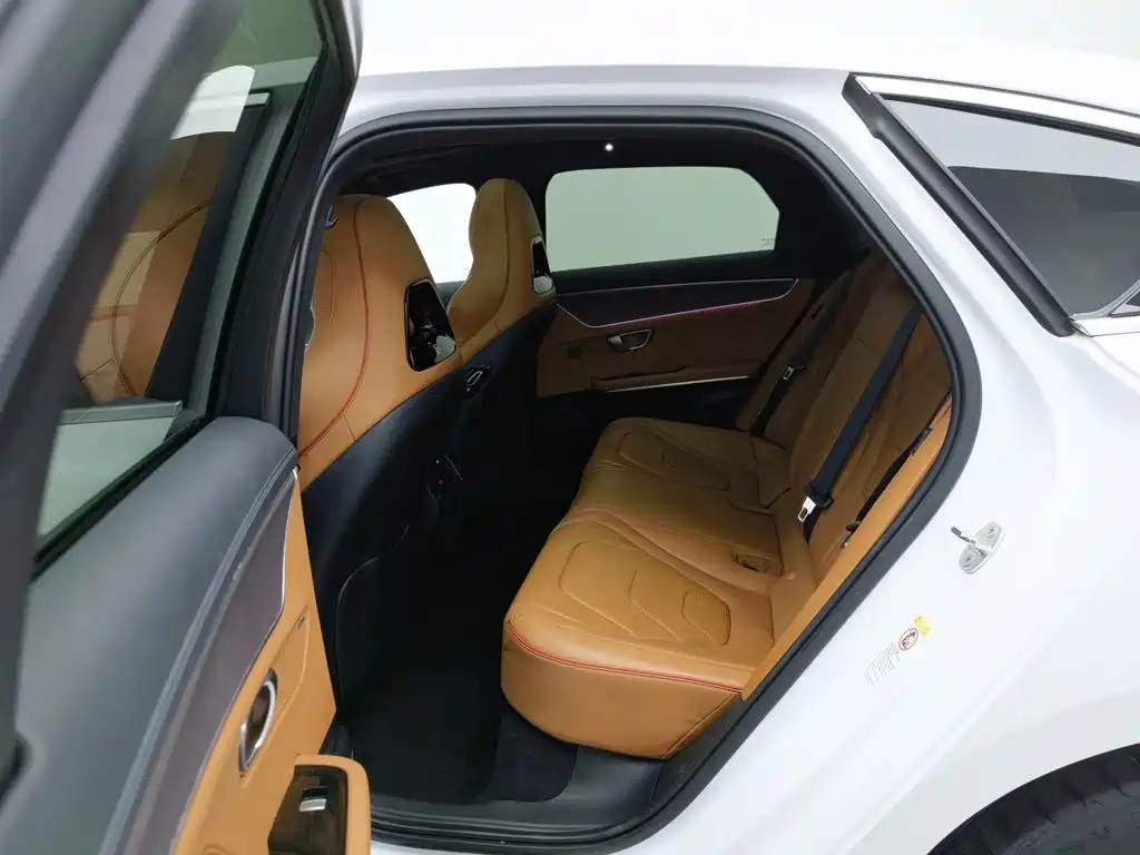 BYD Han — миниатюра 15