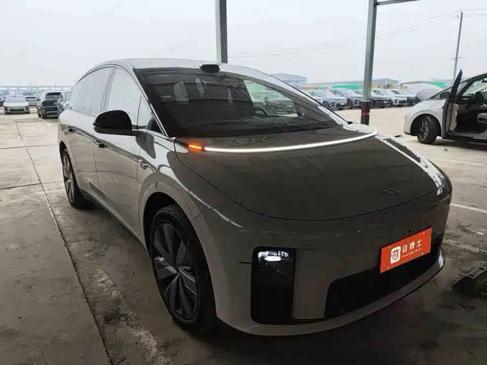 Li Auto Li i8 — миниатюра 3