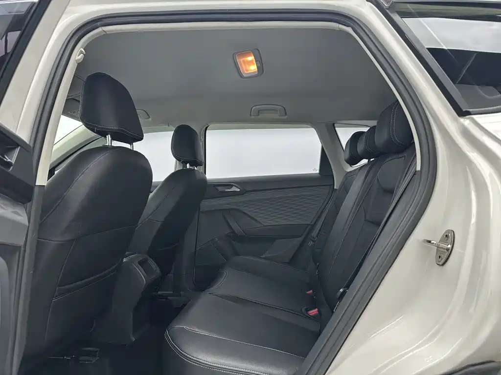 Volkswagen Tharu 2022 280TSI