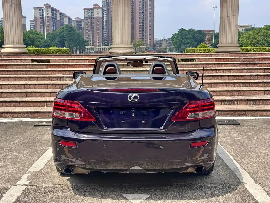 Lexus IS — миниатюра 15