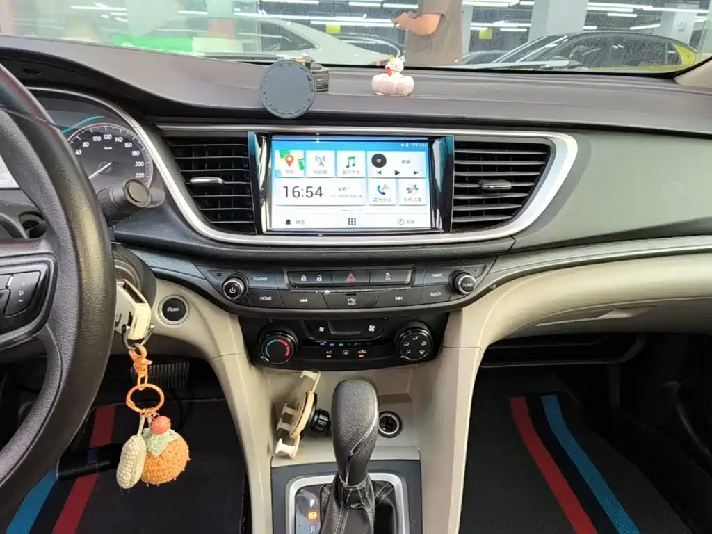 Buick Excelle — миниатюра 13