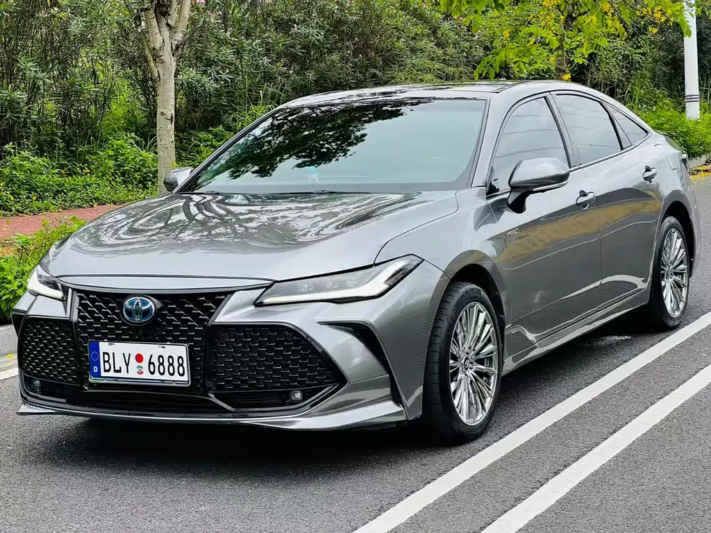 Toyota Avalon 2022