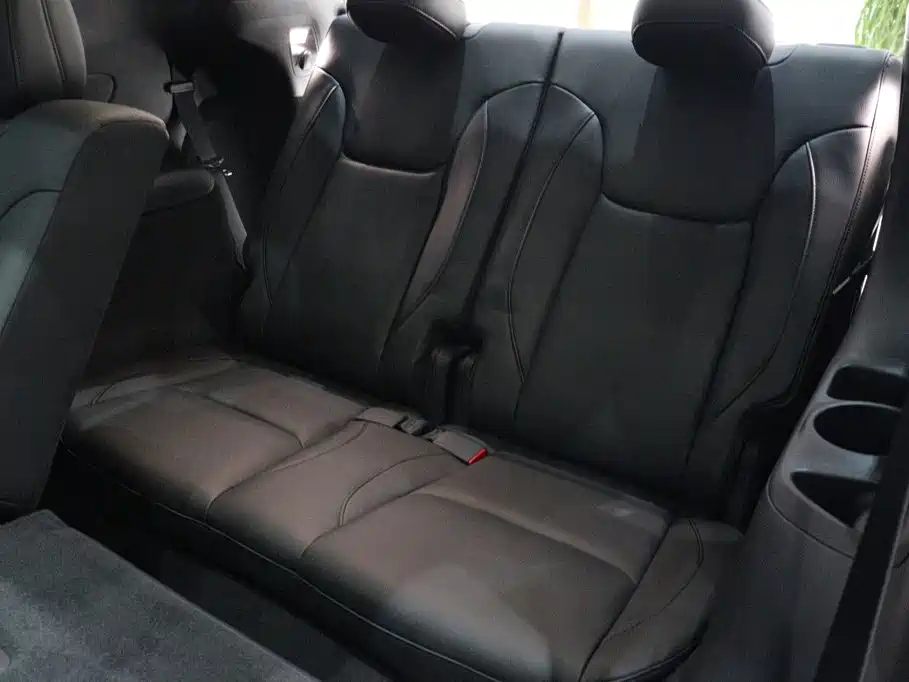 Jeep Grand Commander — миниатюра 21