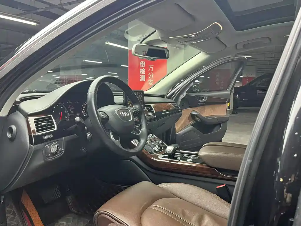 Audi A8 — миниатюра 15