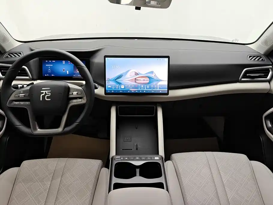 BYD Yuan UP — миниатюра 12