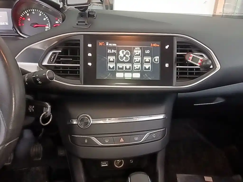 Peugeot 308S — миниатюра 13