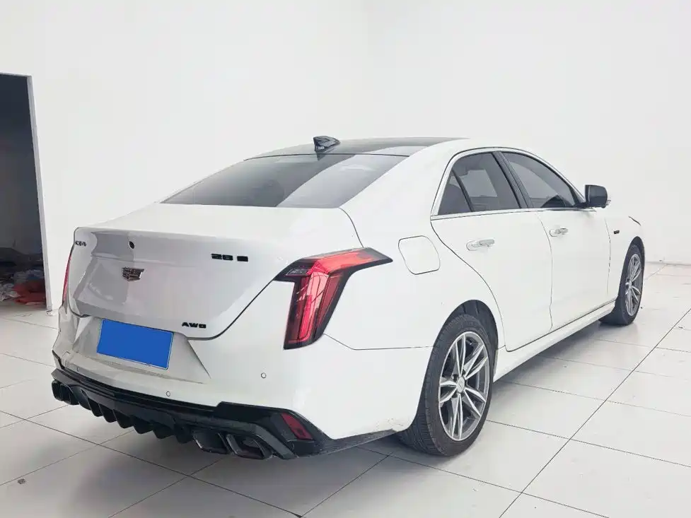 Cadillac CT4 — миниатюра 9
