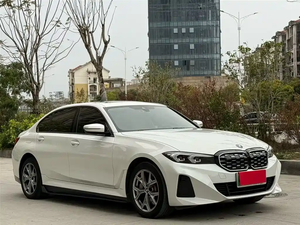BMW i3 2024