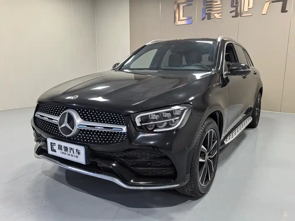 MERCEDES-BENZ GLC