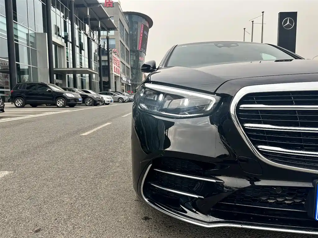 MERCEDES-BENZ S CLASS