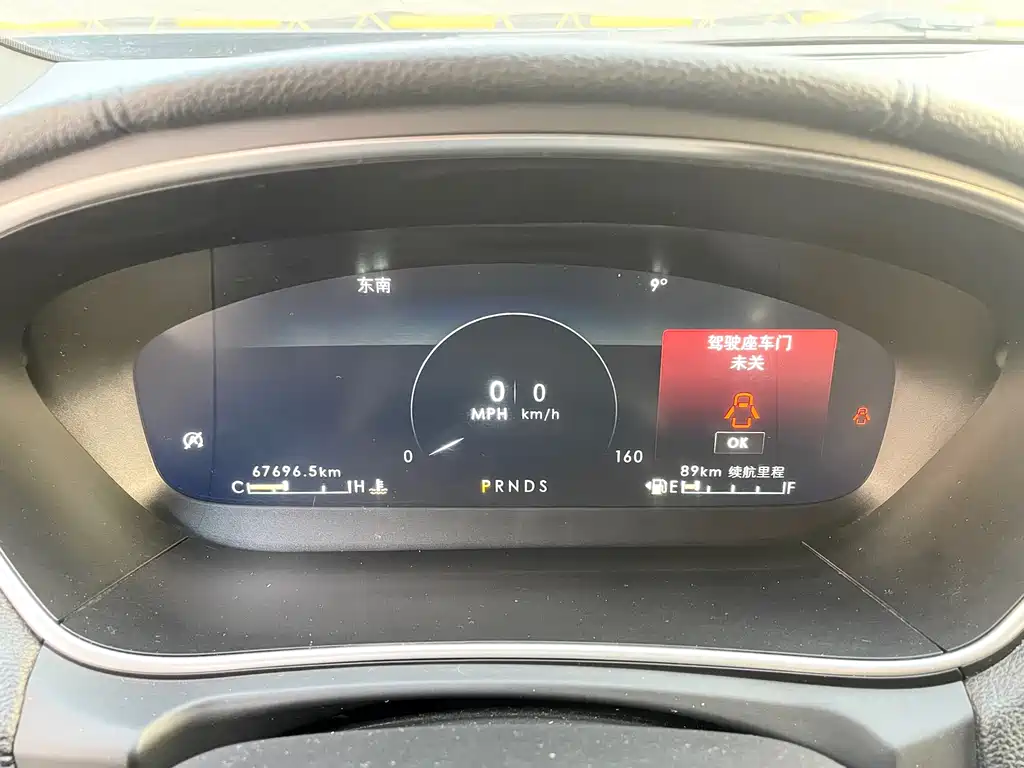 LINCOLN NAVIGATOR (IMPORT)