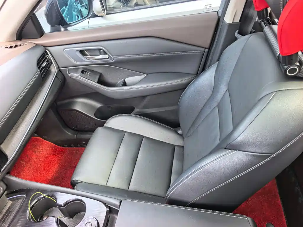 Nissan X-Trail — миниатюра 11
