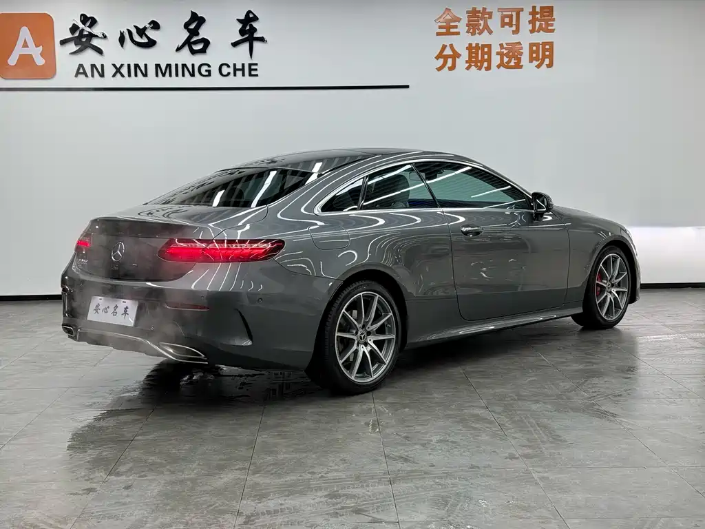 MERCEDES-BENZ E CLASS