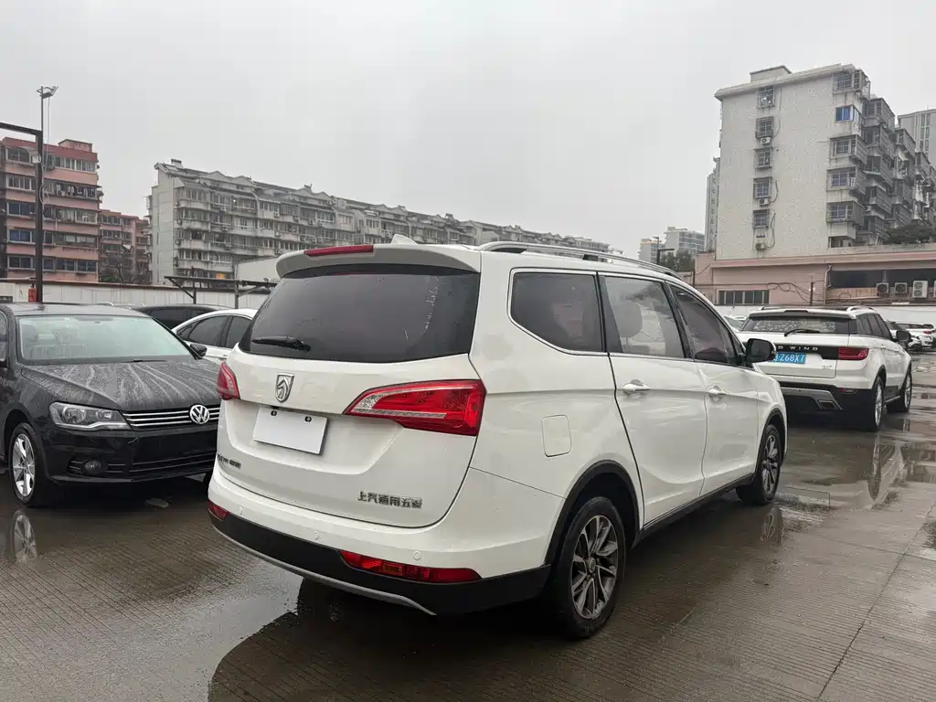 BAOJUN 730