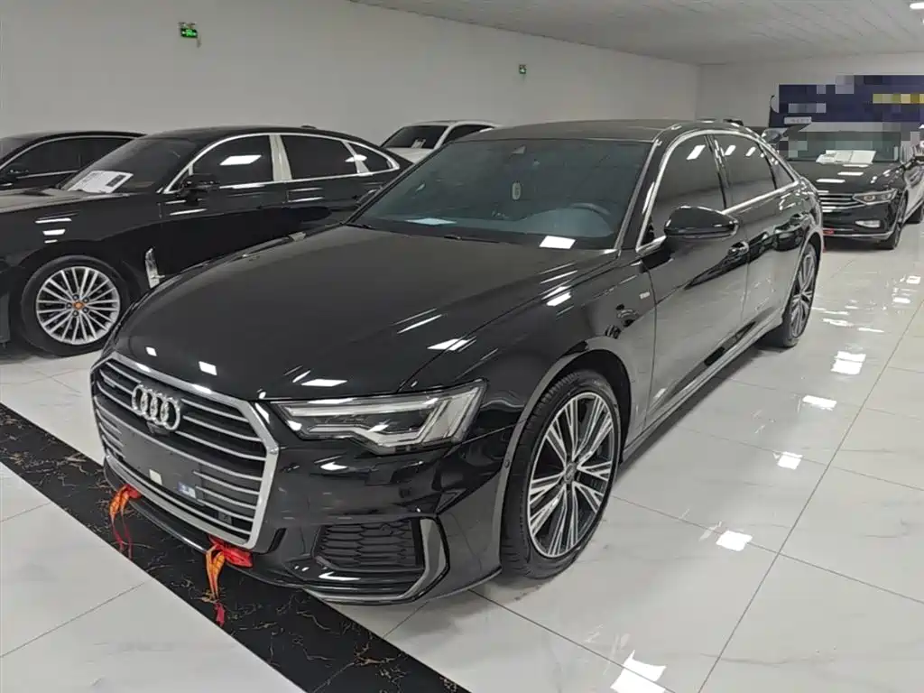 Audi A6L 2022