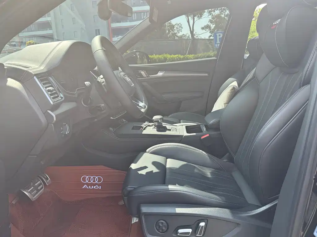 Audi Q5L 2024 40 TFSI Luxury
